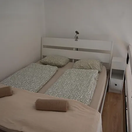 Synagogue Apartament *